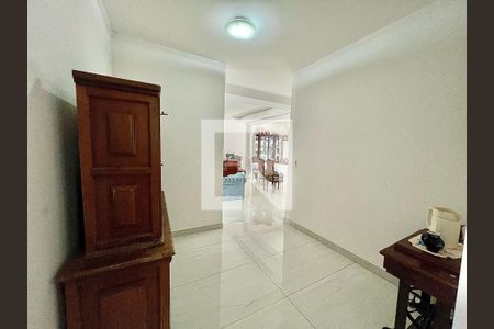 Acesso aos quartos de casa para alugar com 3 quartos, 210m² em Santa Amelia, Belo Horizonte