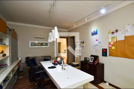 Sala casa1 de casa para alugar com 5 quartos, 300m² em Sagrada Família, Belo Horizonte