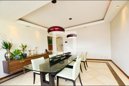 Sala jantar casa2 de casa para alugar com 5 quartos, 300m² em Sagrada Família, Belo Horizonte
