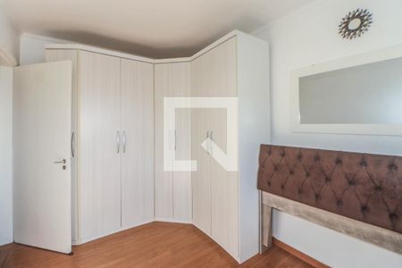 Quarto 1 de apartamento para alugar com 2 quartos, 52m² em Morro Santana, Porto Alegre