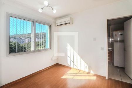 Sala de apartamento para alugar com 2 quartos, 52m² em Morro Santana, Porto Alegre