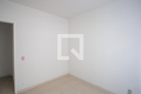 Quarto 2 de apartamento para alugar com 2 quartos, 60m² em Brasilândia, São Gonçalo