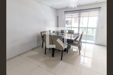 Sala de casa de condomínio à venda com 3 quartos, 210m² em Vila Invernada, São Paulo