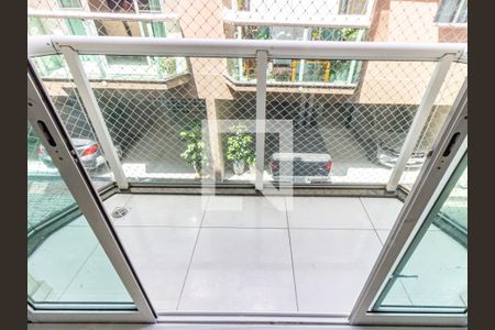 Varanda de casa de condomínio à venda com 3 quartos, 210m² em Vila Invernada, São Paulo