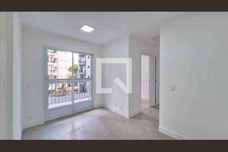 Sala de apartamento para alugar com 2 quartos, 40m² em Boaçava, São Paulo