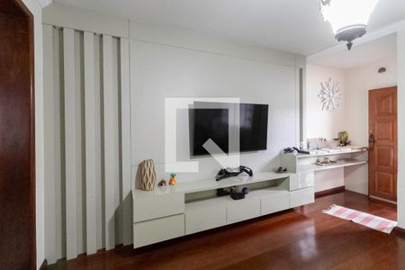 Sala 1 de casa para alugar com 3 quartos, 231m² em Castelo, Belo Horizonte