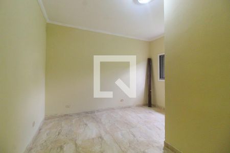 Suíte de casa para alugar com 4 quartos, 300m² em Vila Campanela, São Paulo