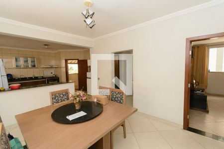 Sala de Jantar de casa à venda com 4 quartos, 300m² em Europa, Contagem