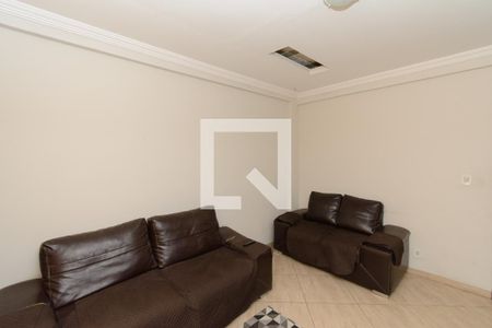 Sala de casa à venda com 4 quartos, 300m² em Europa, Contagem
