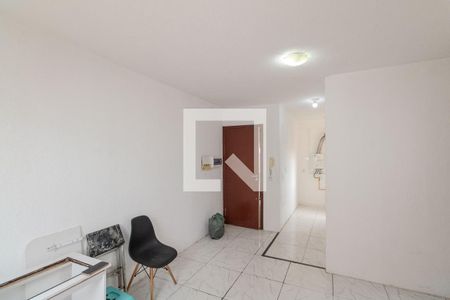 Sala de casa para alugar com 2 quartos, 44m² em Cosmos, Rio de Janeiro