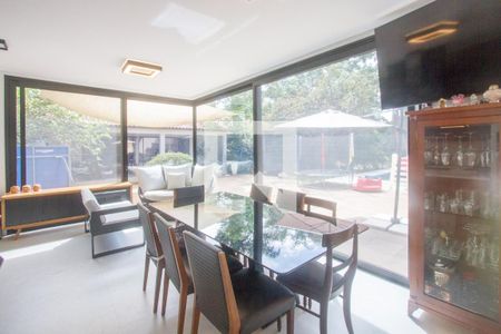 Sala de casa à venda com 8 quartos, 1200m² em Chácara Monte Alegre, São Paulo