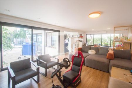 Sala de casa à venda com 8 quartos, 1200m² em Chácara Monte Alegre, São Paulo