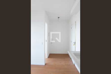 Sala/Cozinha de apartamento à venda com 2 quartos, 28m² em Vila Ipojuca, São Paulo