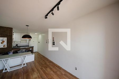 Sala de apartamento à venda com 3 quartos, 75m² em Vila Alpina, São Paulo