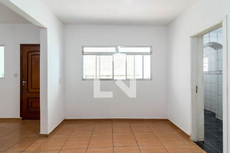 Sala de Jantar de casa para alugar com 2 quartos, 90m² em Vila Carbone, São Paulo