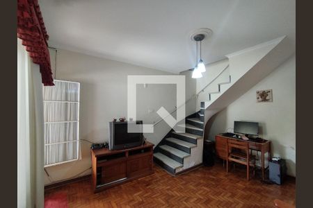 Sala de casa à venda com 2 quartos, 150m² em Jardim Santa Emilia, São Paulo