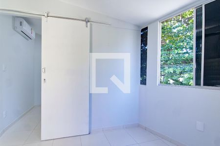Sala de apartamento para alugar com 1 quarto, 42m² em Nazaré, Salvador