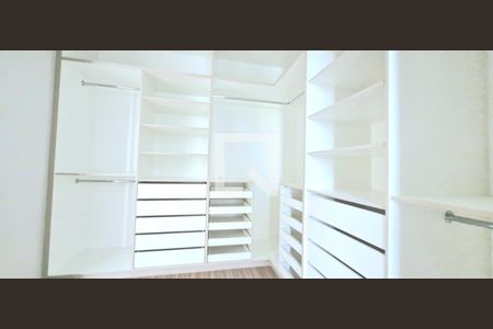 Closed suíte 1 de casa de condomínio à venda com 4 quartos, 384m² em Alphaville Vespasiano, Vespasiano