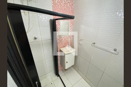 Banheiro - torneira de casa para alugar com 1 quarto, 100m² em Higienópolis, Rio de Janeiro
