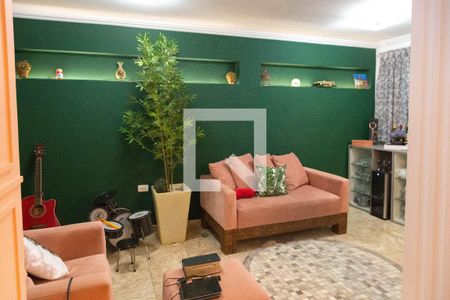 Sala de Estar de casa à venda com 3 quartos, 350m² em Vila Capitao Rabelo, Guarulhos