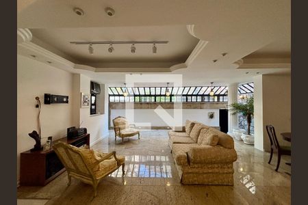 Sala 1 de casa à venda com 4 quartos, 160m² em Copacabana, Rio de Janeiro