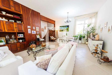 Casa à venda com 4 quartos, 157m² em Humaitá, Rio de Janeiro