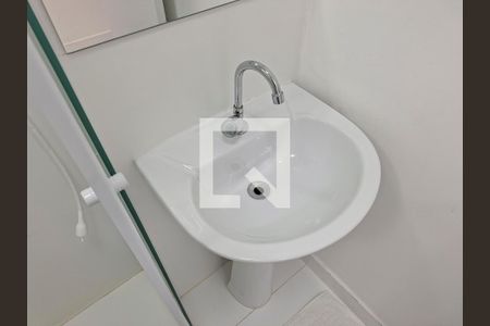 Banheiro de kitnet/studio à venda com 1 quarto, 24m² em Jardim São Paulo, São Paulo