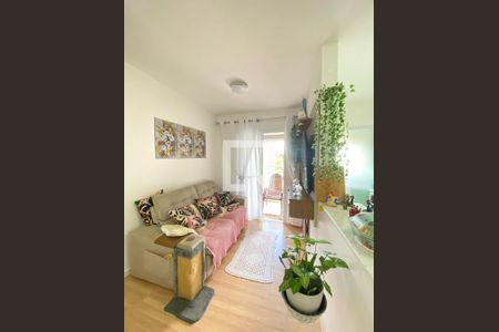 Sala de apartamento para alugar com 2 quartos, 57m² em Vila Milton, Guarulhos