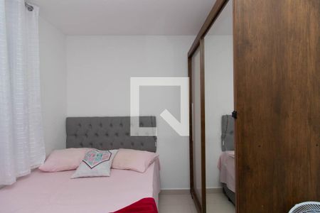 Quarto de apartamento à venda com 1 quarto, 29m² em Parque Vitoria, São Paulo