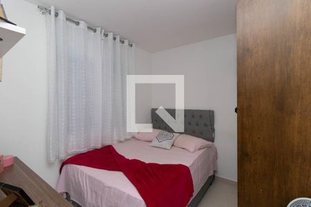 Quarto de apartamento à venda com 1 quarto, 29m² em Parque Vitoria, São Paulo