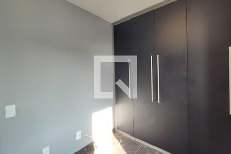 Quarto 2 de apartamento para alugar com 2 quartos, 50m² em Jardim São Gabriel, Campinas