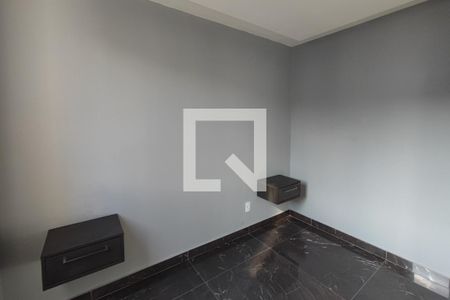 Quarto 1 de apartamento para alugar com 2 quartos, 50m² em Jardim São Gabriel, Campinas