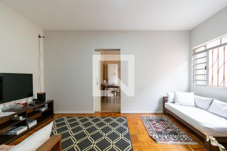 Sala de casa para alugar com 2 quartos, 70m² em Jardim Oriental, São Paulo