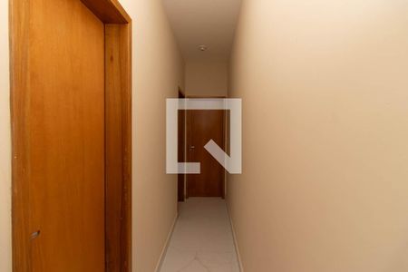 Corredor dos Quartos de apartamento para alugar com 2 quartos, 60m² em Vila Nova Mazzei, São Paulo