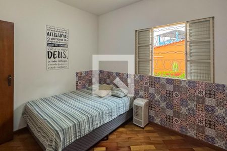 Quarto 1 de casa à venda com 4 quartos, 210m² em Nova Gameleira, Belo Horizonte