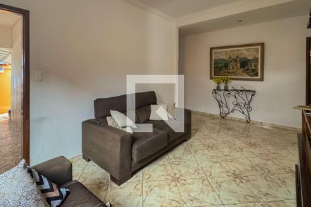 Sala de casa à venda com 4 quartos, 210m² em Nova Gameleira, Belo Horizonte