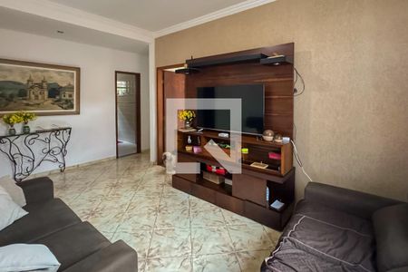 Sala de casa à venda com 4 quartos, 210m² em Nova Gameleira, Belo Horizonte