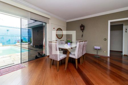 Sala de casa à venda com 3 quartos, 300m² em Jardim Monte Azul, São Paulo