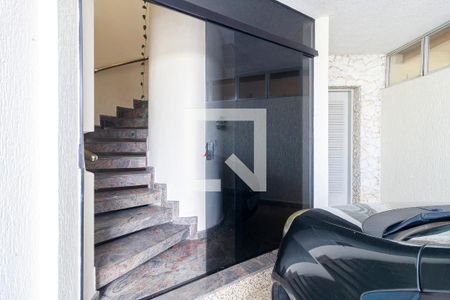 Acesso a Sala de casa à venda com 3 quartos, 300m² em Jardim Monte Azul, São Paulo