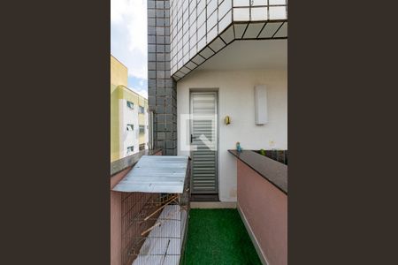 Lavabo de apartamento à venda com 3 quartos, 180m² em Monsenhor Messias, Belo Horizonte