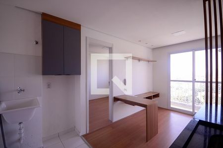 Sala/ de apartamento à venda com 1 quarto, 29m² em Parque Bristol, São Paulo