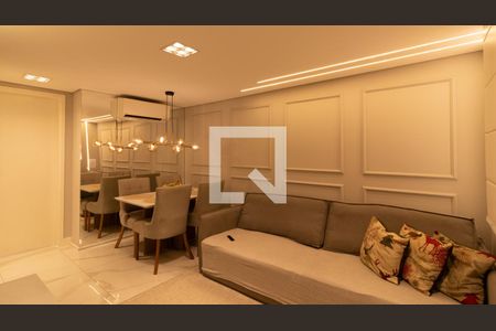 Sala de casa de condomínio à venda com 2 quartos, 82m² em Vila Paranagua, São Paulo