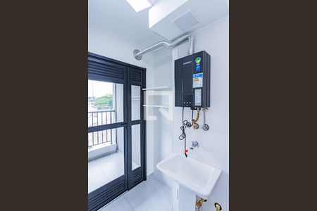 Sala/Cozinha de apartamento à venda com 2 quartos, 41m² em Vila Marina, São Paulo