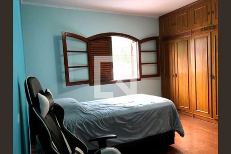 Casa à venda com 3 quartos, 241m² em Vila Canero, São Paulo