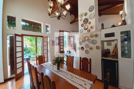 Sala de Jantar de casa de condomínio à venda com 4 quartos, 363m² em Jardim das Palmeiras, Campinas