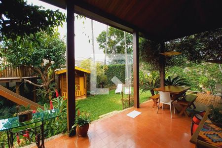 Vista da Sala de Estar de casa de condomínio à venda com 4 quartos, 363m² em Jardim das Palmeiras, Campinas