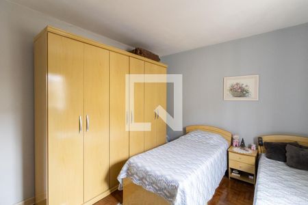 Quarto 01 de casa à venda com 10 quartos, 380m² em Parada Xv de Novembro, São Paulo