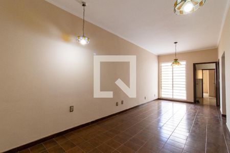 Sala de casa à venda com 8 quartos, 270m² em Vila Angelino Rossi, Campinas