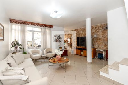 Sala de casa à venda com 4 quartos, 179m² em Jardim Internacional, São Paulo