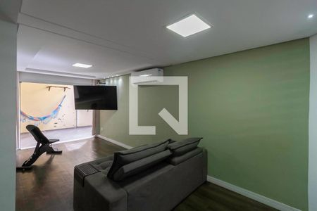 Sala de casa de condomínio à venda com 3 quartos, 143m² em Cabral, Contagem